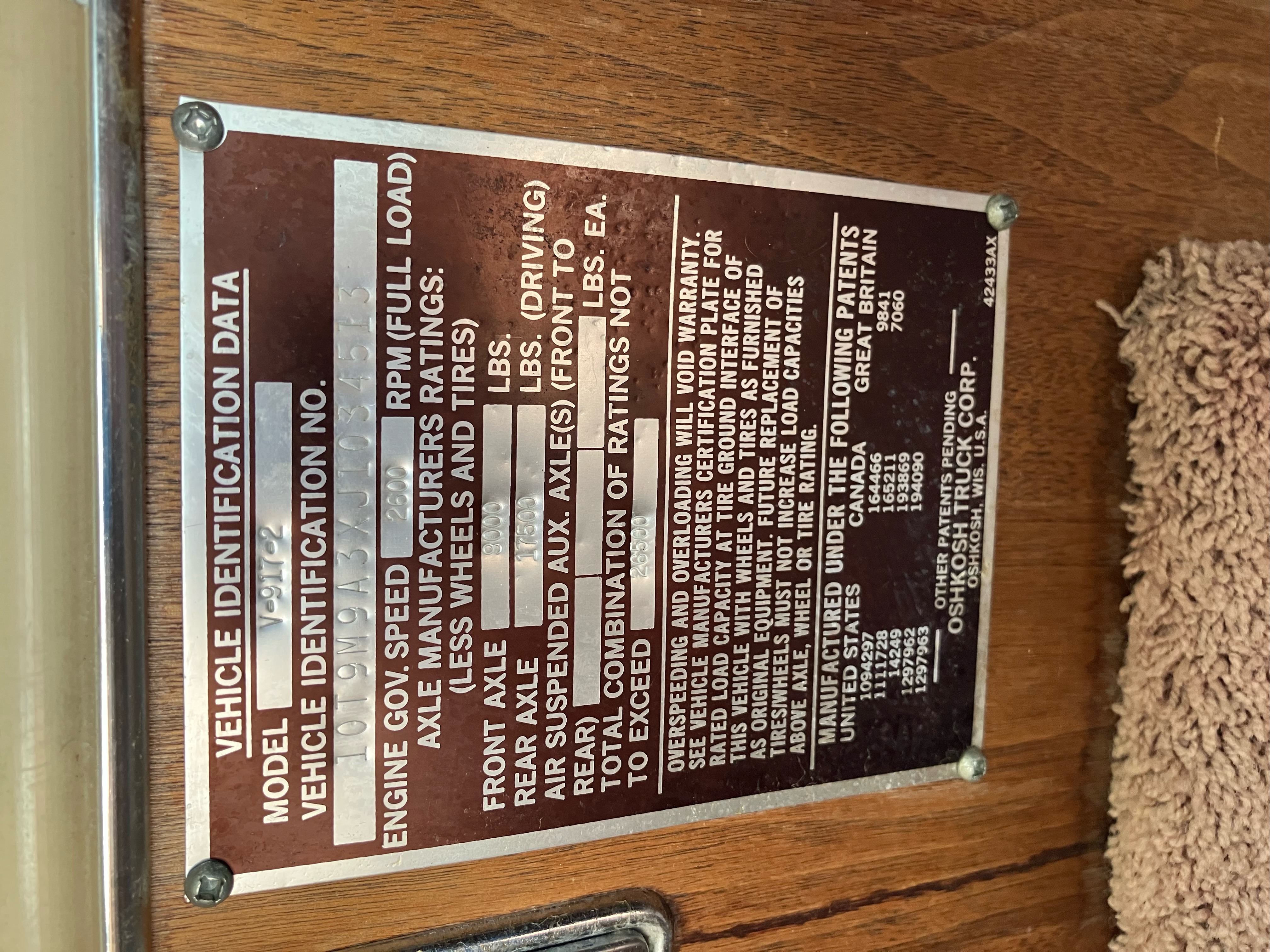 VIN Plate – Oshkosh V-917
